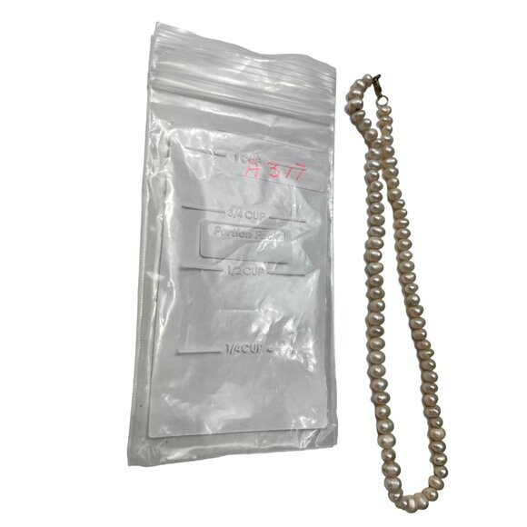 Handmade Freshwater Pearl Necklace With Gold-Plated Clasp 18" A377 - Picture 5 of 5